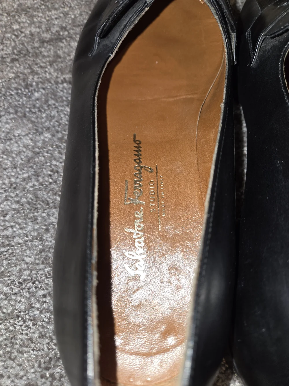 Salvatore Ferragamo Men's Black Leather Tassel SlipOn Loafer 9 EE Classic Luxury